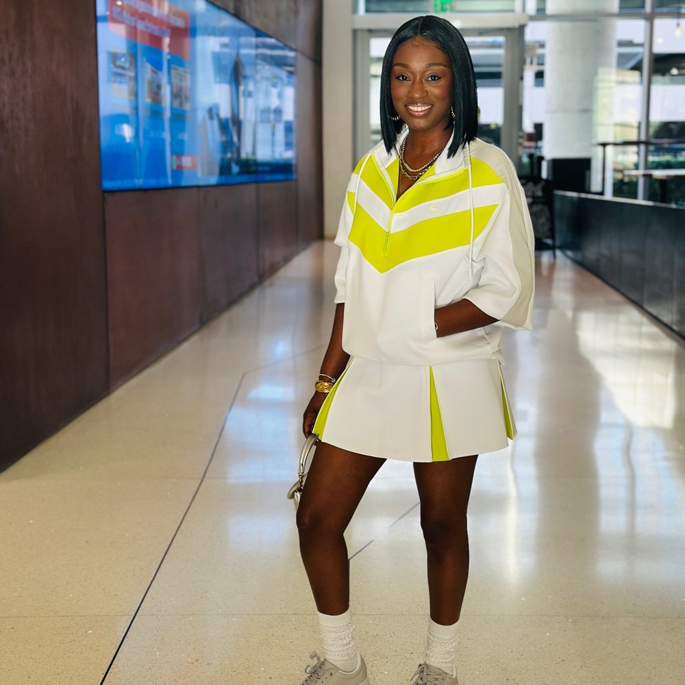 Lacoste White and Neon Yellow Athletic Outfit - Picture 4 of 7